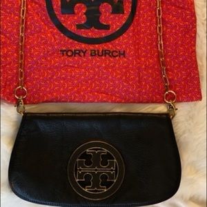 Authentic Tory Burch leather crossbody/clutch